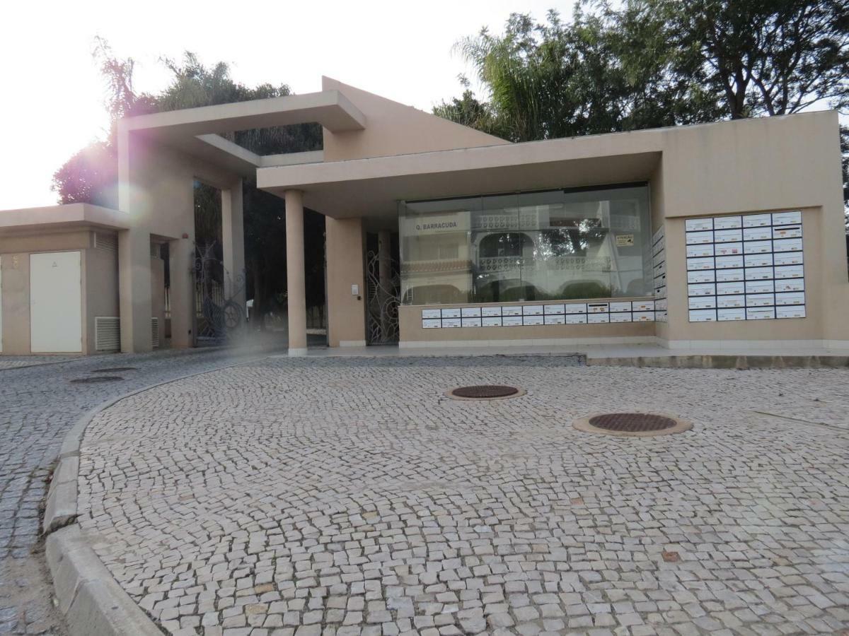 Apartamento Em Quinta Da Barracuda Albufeira Extérieur photo